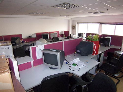 園區(qū)家具拆裝公司價(jià)格,長途搬家公司